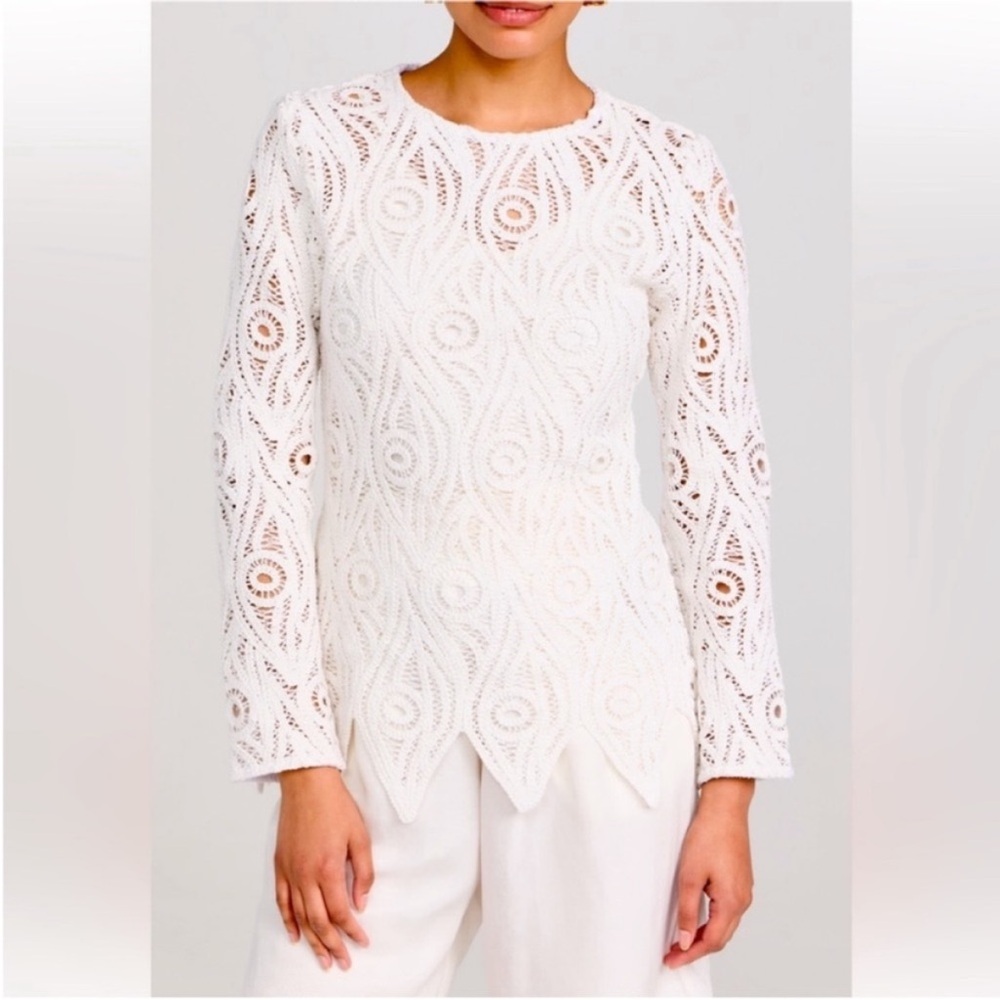 NWT Chloe Kristyn Women’s Elegant White Lace Long Sleeve Top M